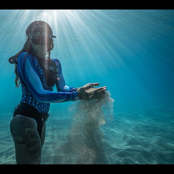 Meet your Posher, Jessica - Picture 2 of 8